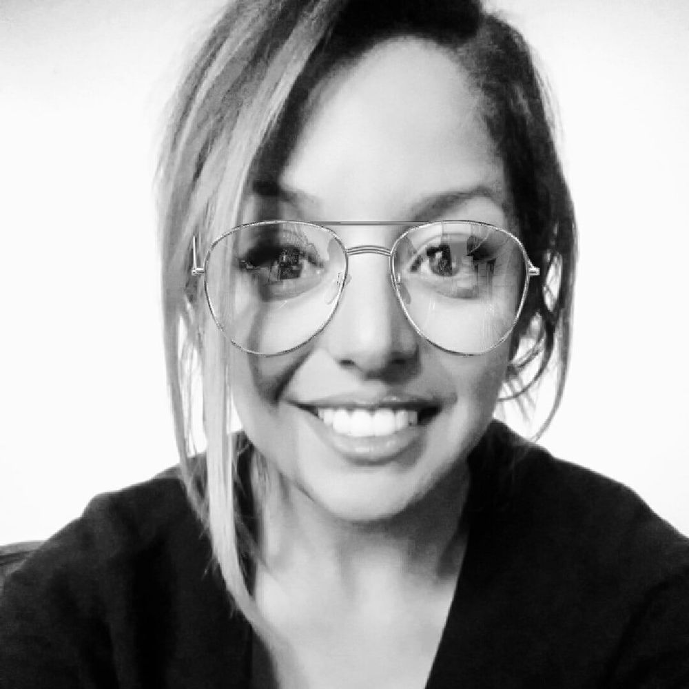 Meet your Posher, Ana